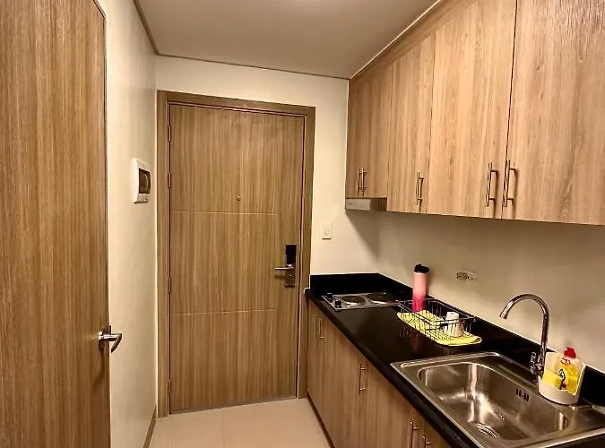 Apartment Victoria's Place Manila